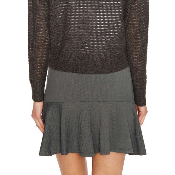 L'Etoile Sport Yesim Flare Jacquard Skort - Picture 3 of 6